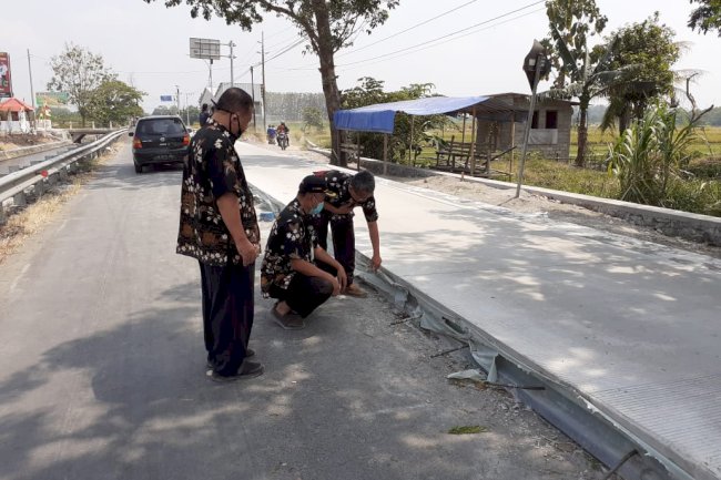 Pengecekan Pelaksanaan Kegiatan Peningkatan Jalan Perempatan Pakis – Wonosari