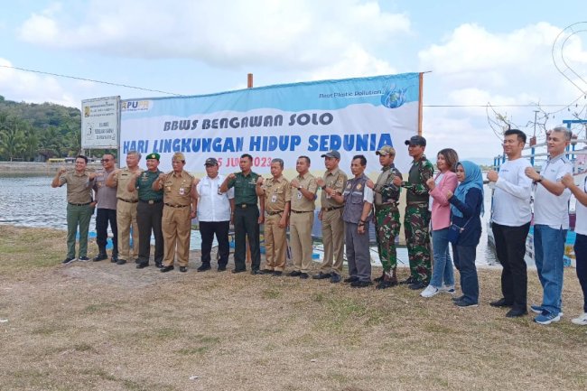 Memperingati Hari Lingkungan Hidup Sedunia di Rowo Jombor