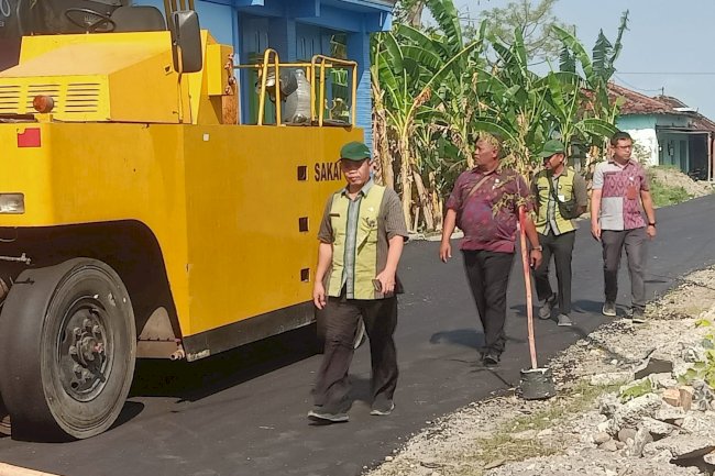 Inspeksi Menjelang Akhir Pekerjaan Pelebaran Jalan Gombang - Pogung - Tlingsing