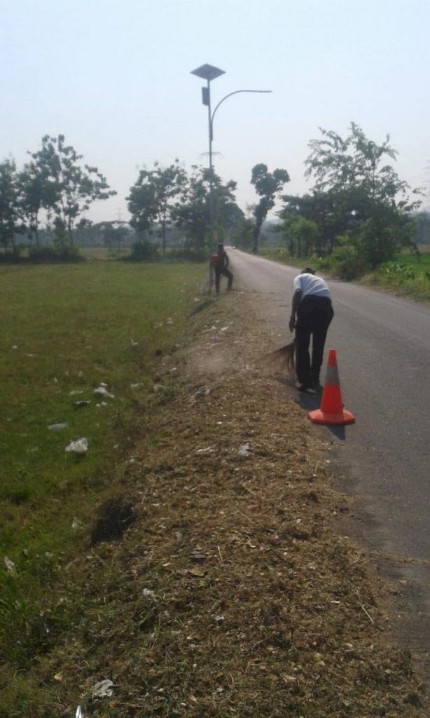 Pembersihan Berem Jalan Gebyak – Rawa Jombor Dan Pembersihan Saluran Bendung Bulusan Kecamatan Gantiwarno