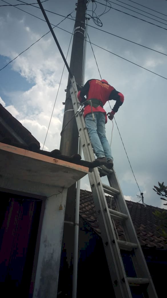 Penggantian Bohlam Lampu PJU di Wilayah Kabupaten Klaten