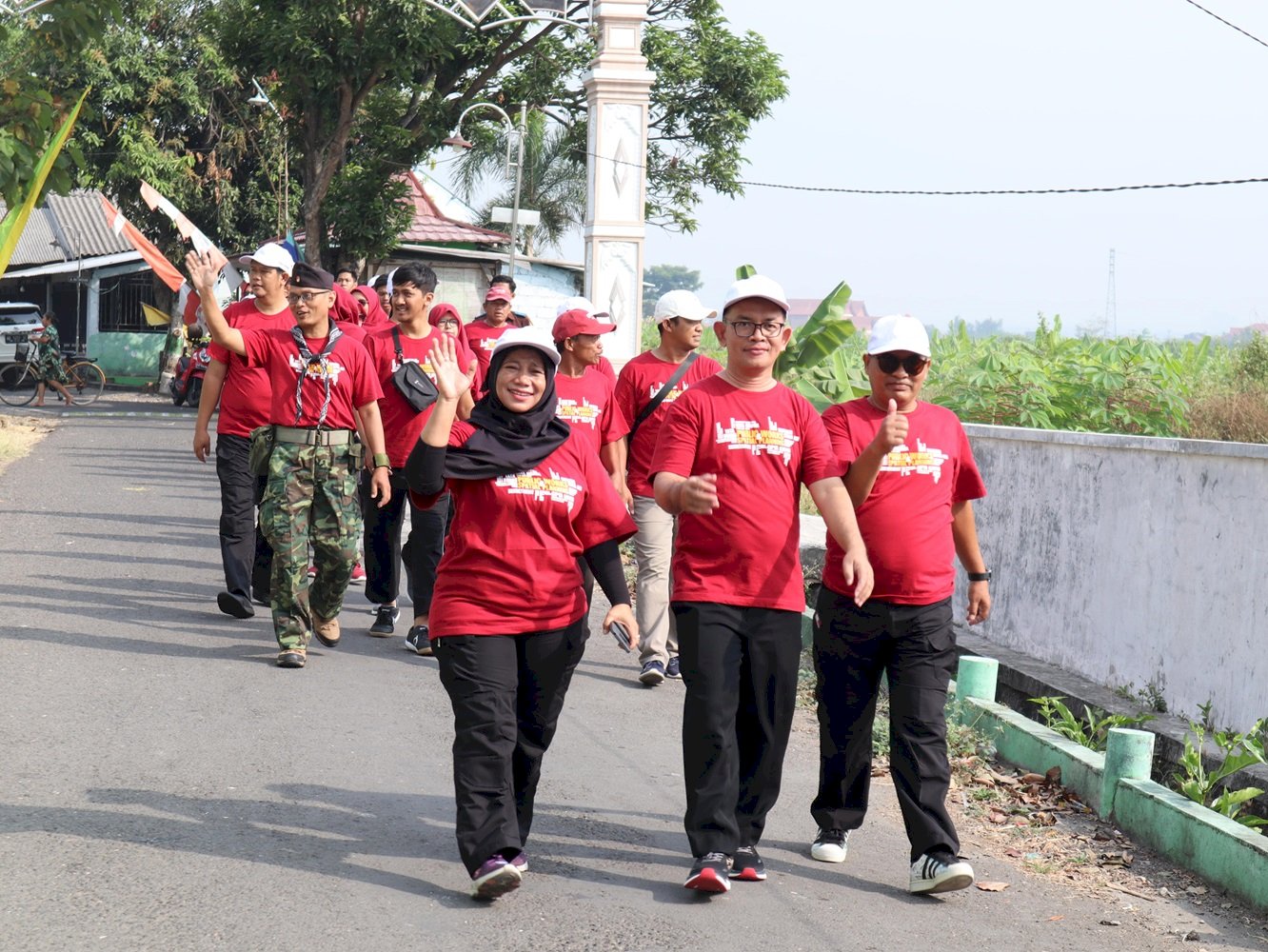 DPUPR Kab. Klaten Memeriahkan Hari Jadi Klaten ke-220 dan HUT RI ke-79 dengan Jalan Sehat Bersama